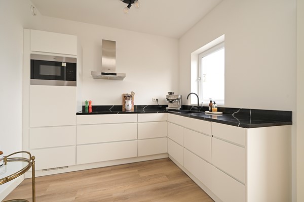 Medium property photo - Beeklaan 347A, 2562 AX The Hague